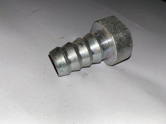 04.26 鍛造エンジン部品 190シリーズのための前熱パイプジョイント