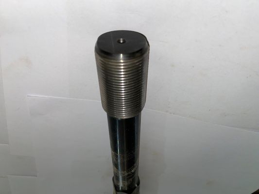 カスタマイズされた要求 エンジン部品 メインベアリング 190シリーズガス発電機のロケーションボルト