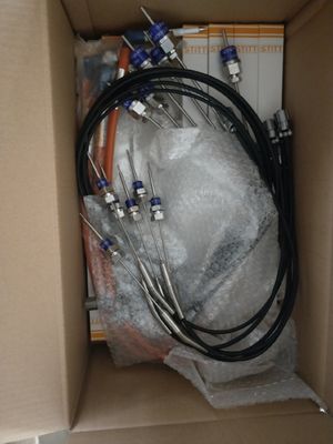 6 シリンダー の 砂 ポンプ ボート と エンジン 部品 で 水上 で の 円滑 な 輸送